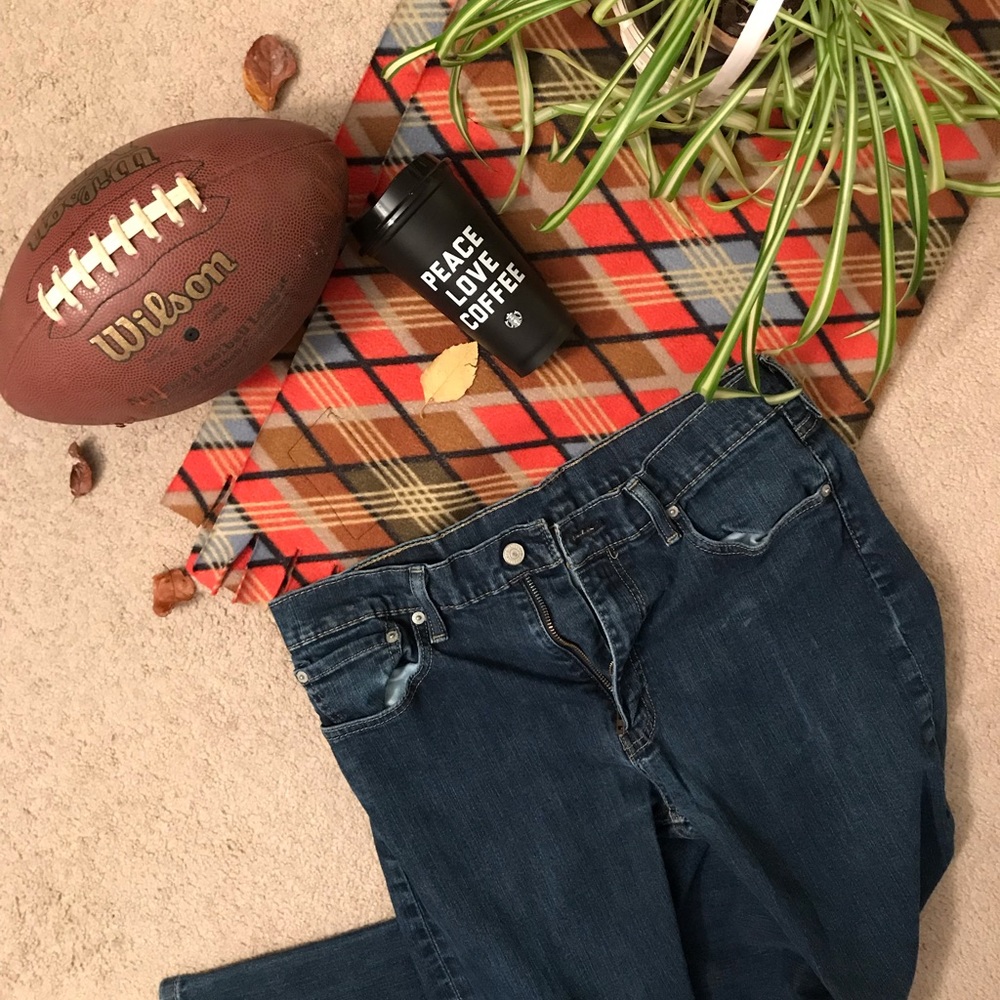 Men’s Levi’s Dark Blue Wash Size 33x34